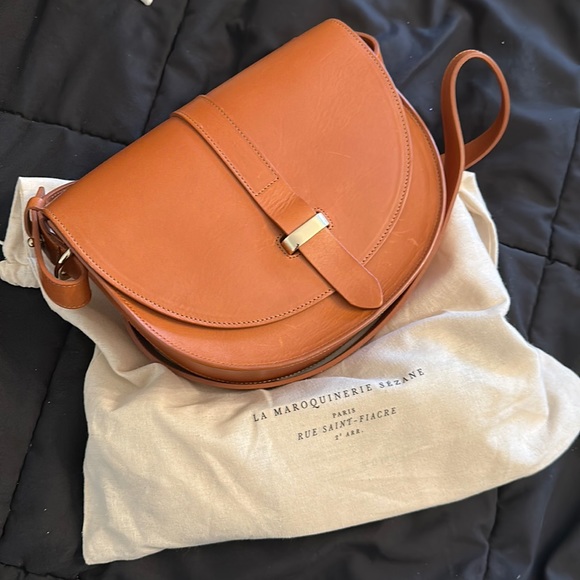 Sezane Handbags - Sezane Claude Saddle Bag